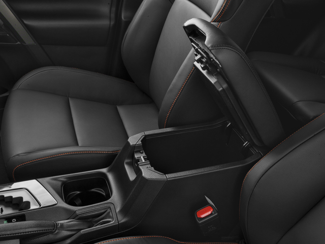 2017 Toyota RAV4 SE