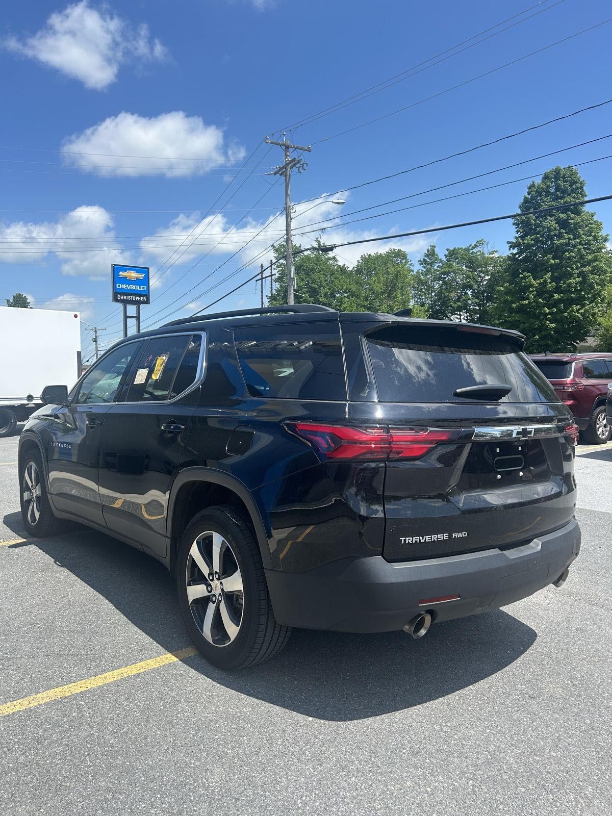 2023 Chevrolet Traverse LT Leather