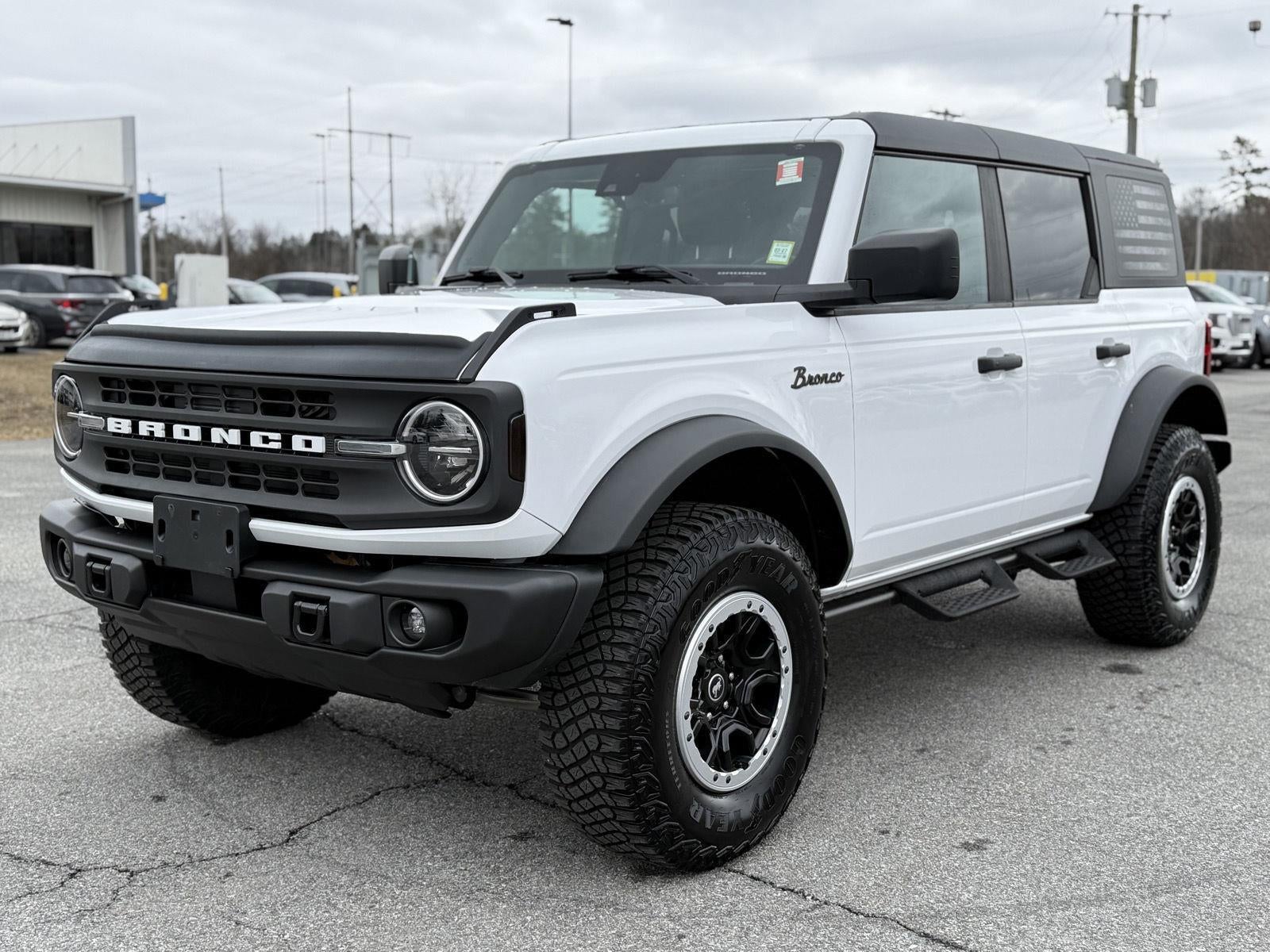 2023 Ford Bronco Base
