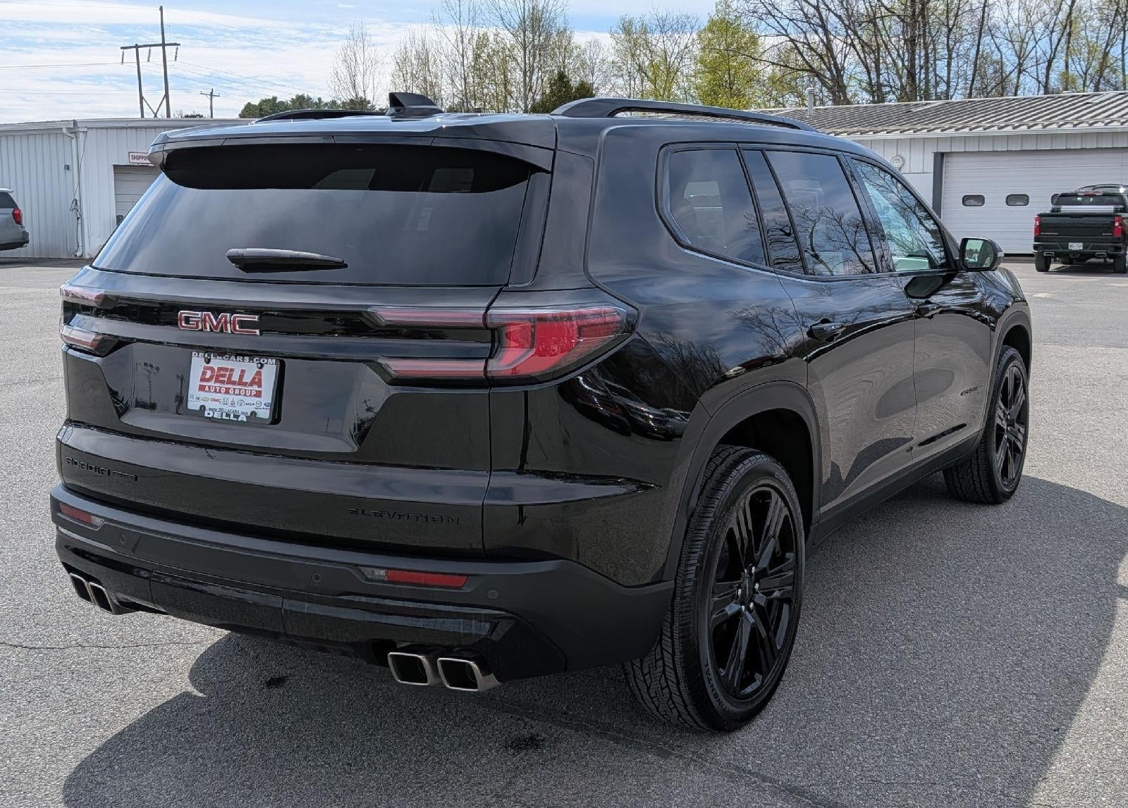 2025 GMC Acadia Elevation