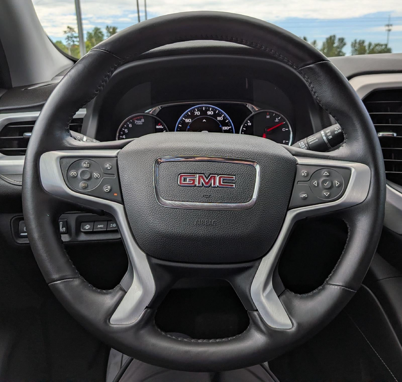 2021 GMC Acadia SLT