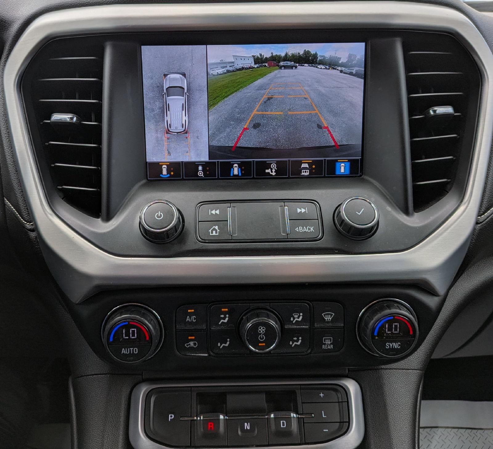 2021 GMC Acadia SLT