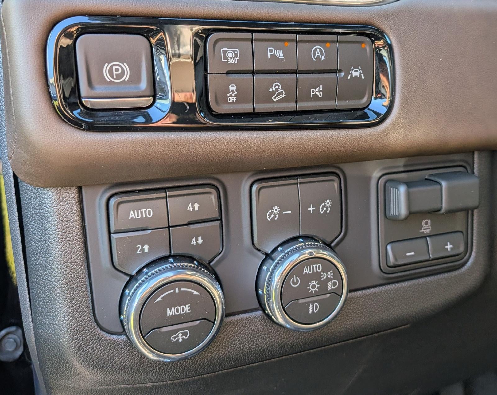 2027 GMC Yukon Denali Ultimate