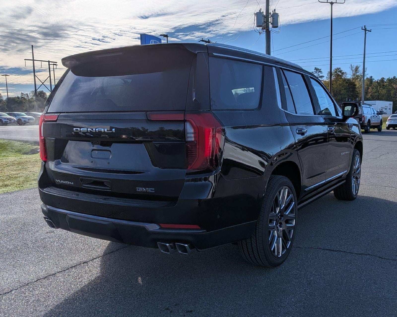 2027 GMC Yukon Denali Ultimate