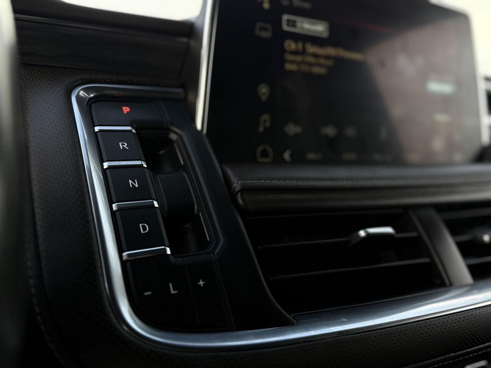 2022 GMC Yukon XL SLT