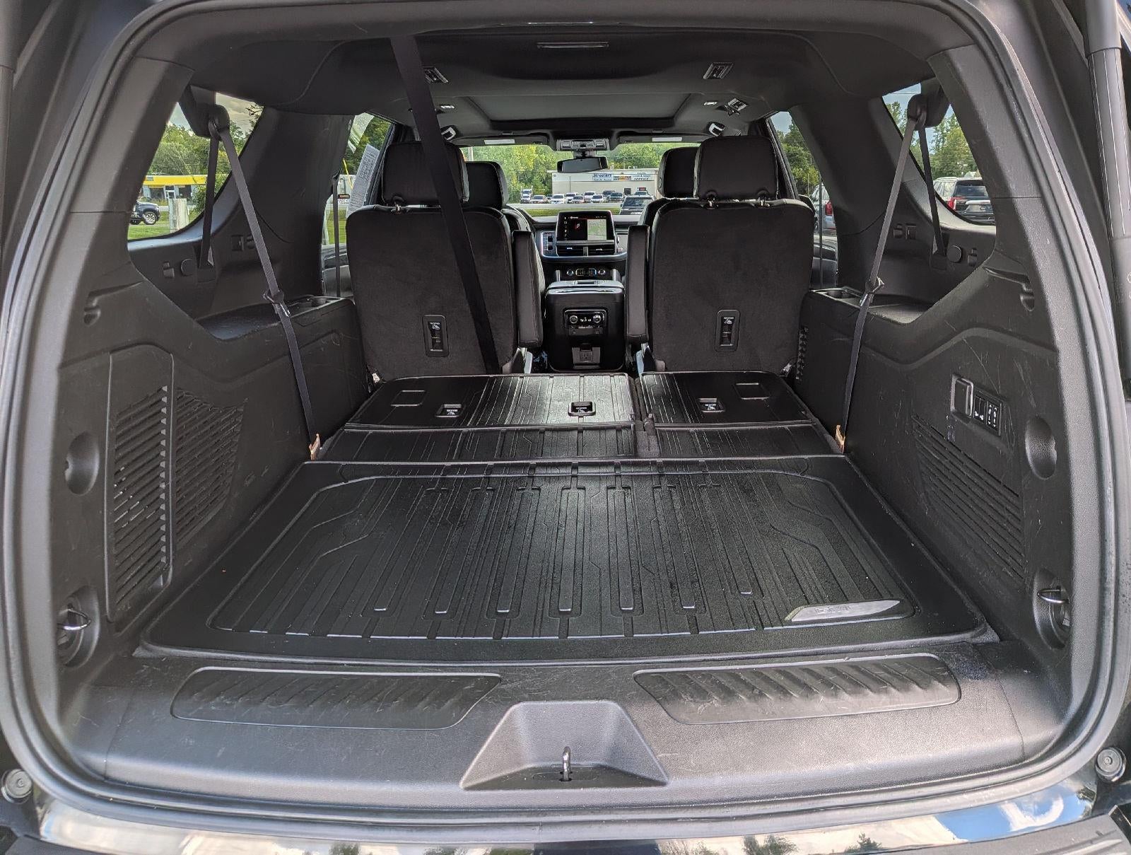 2022 GMC Yukon XL SLT