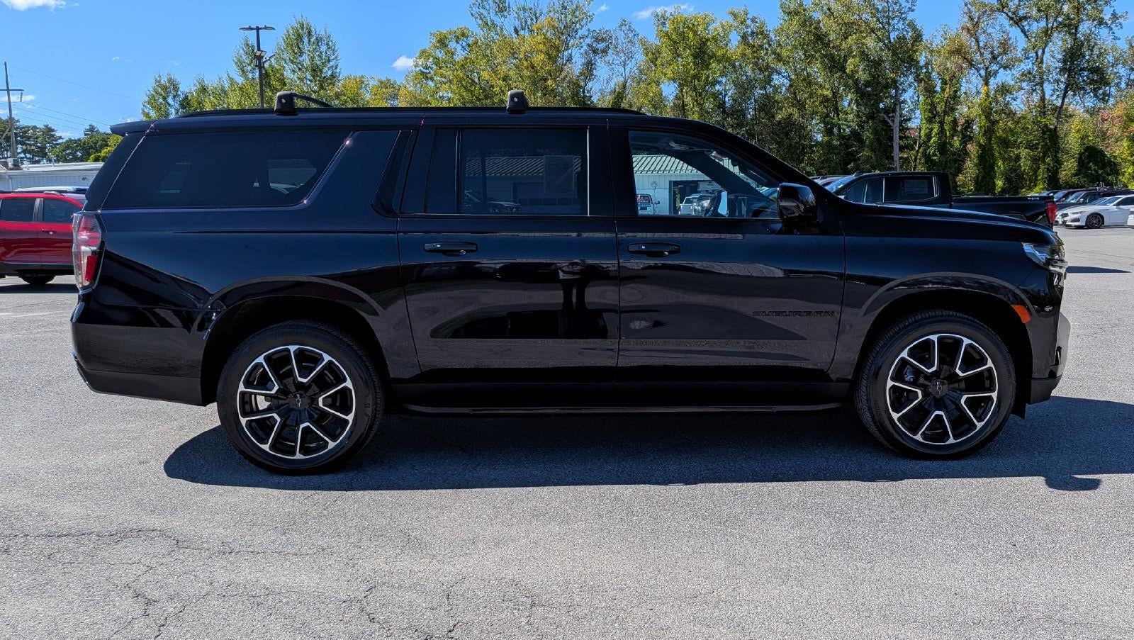 2024 Chevrolet Suburban RST