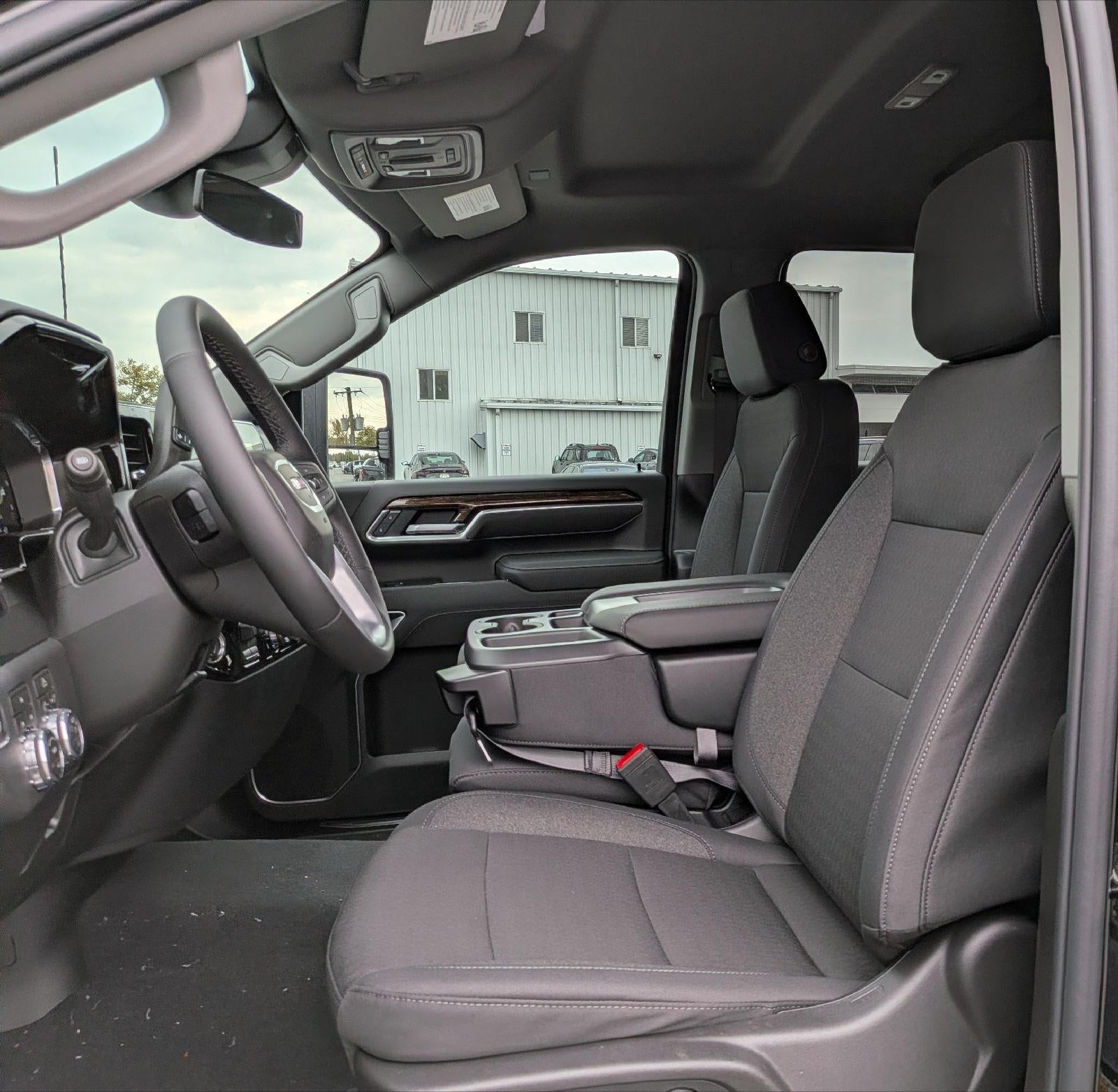 2026 GMC Sierra 2500 HD SLE