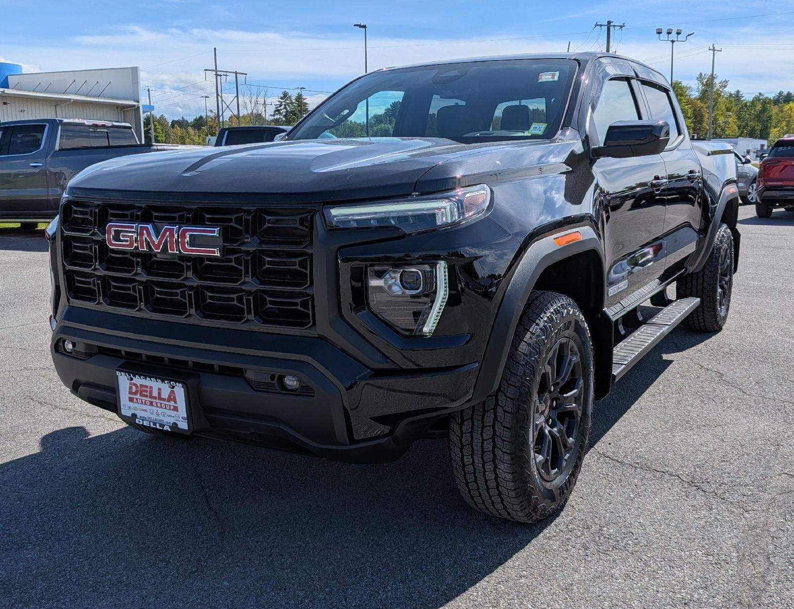 2025 GMC Canyon Elevation