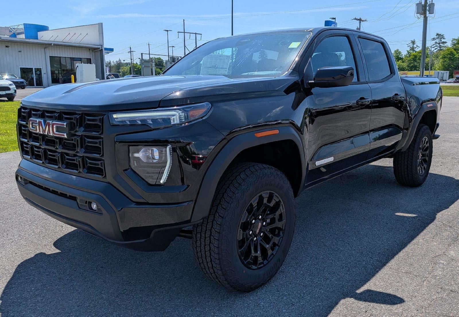 2026 GMC Canyon Elevation