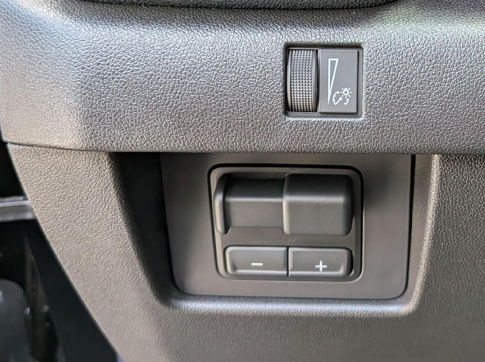 2026 GMC Canyon AT4 - Photo 14