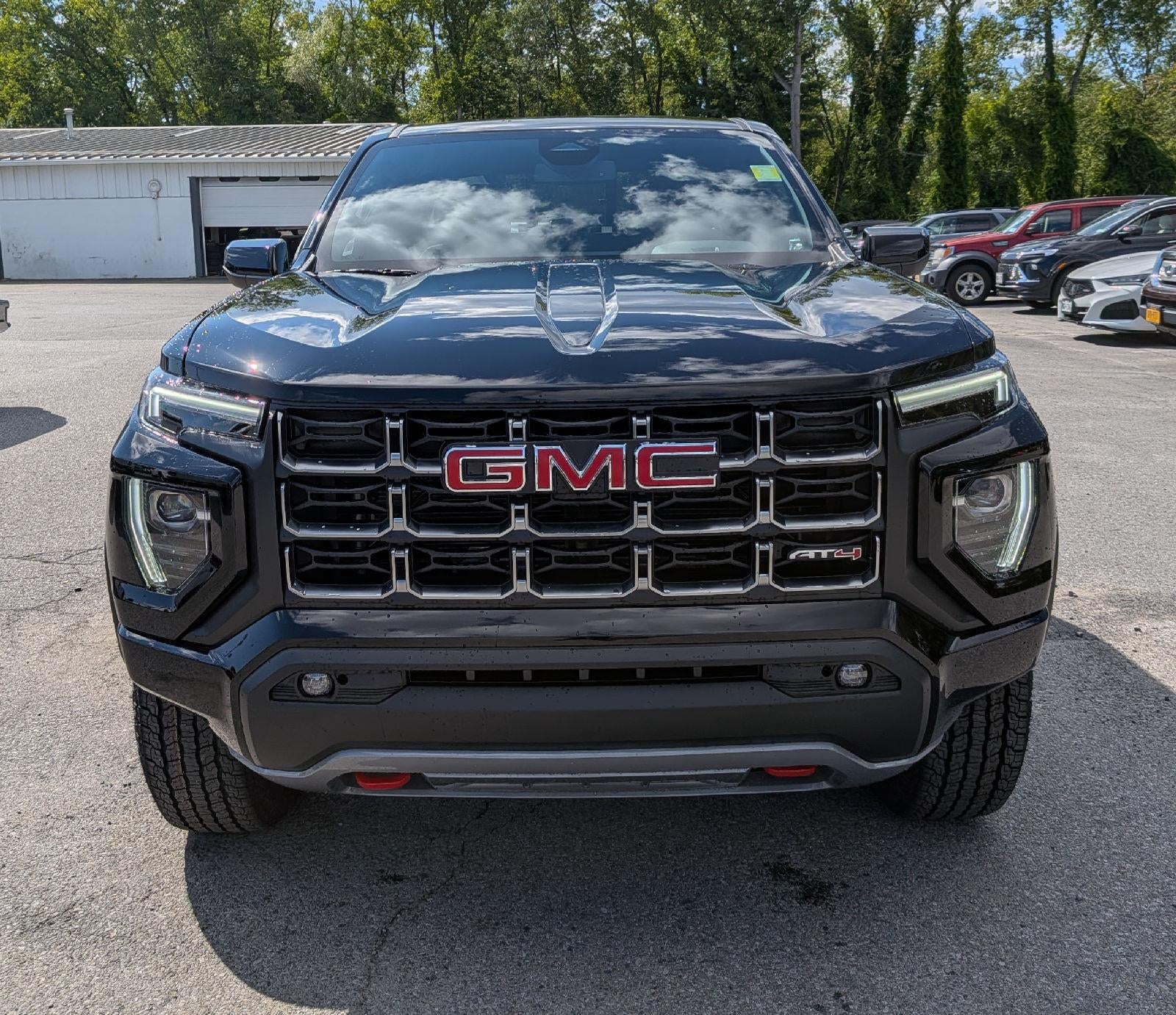 2026 GMC Canyon AT4 - Photo 2