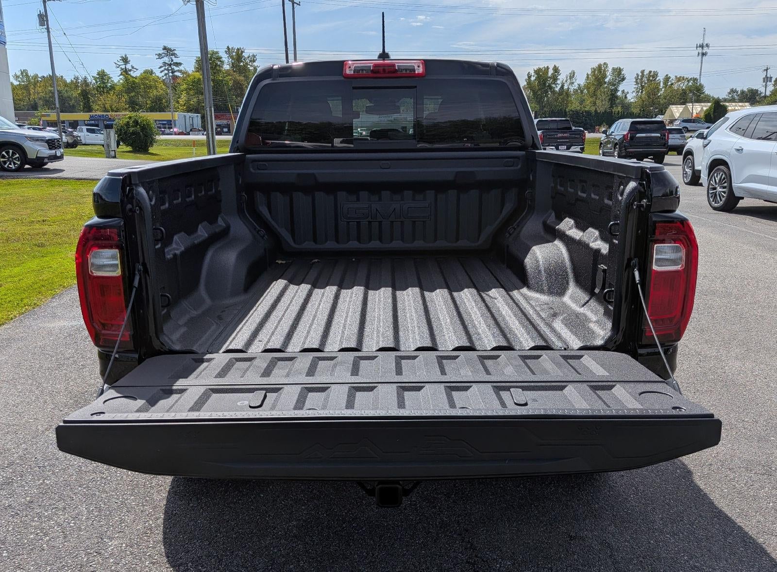 2026 GMC Canyon Denali - Photo 10