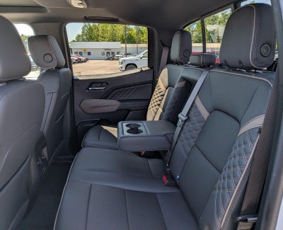 2024 GMC Canyon Denali
