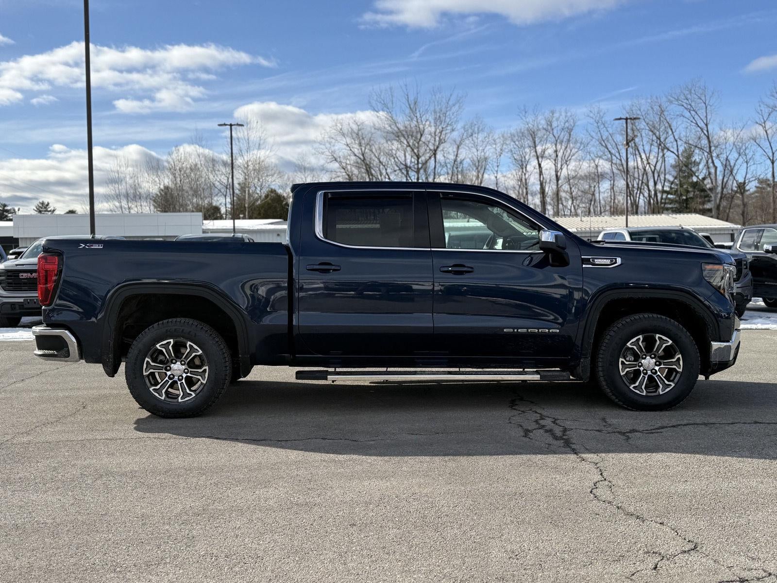 2023 GMC Sierra 1500 SLE