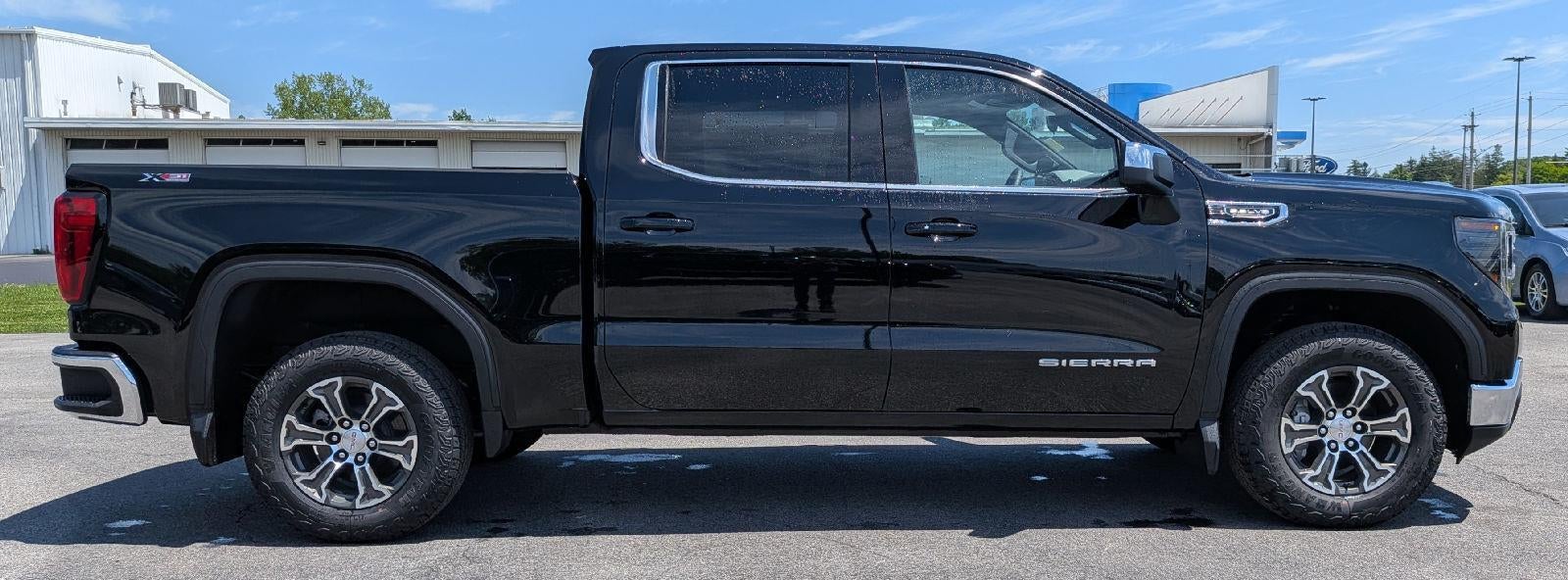 2026 GMC Sierra 1500 SLE