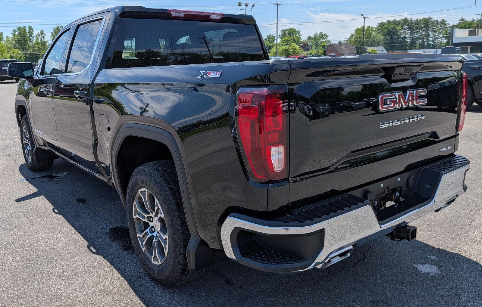 2026 GMC Sierra 1500 SLE