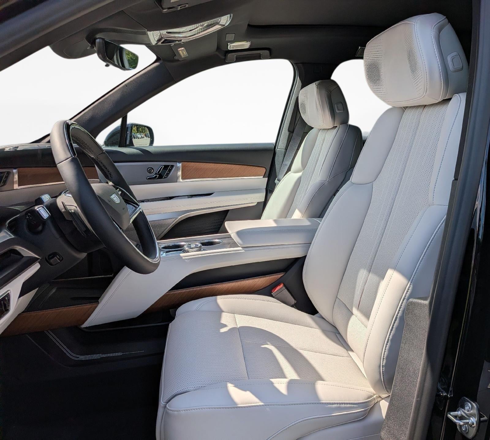 2027 Cadillac VISTIQ Sport