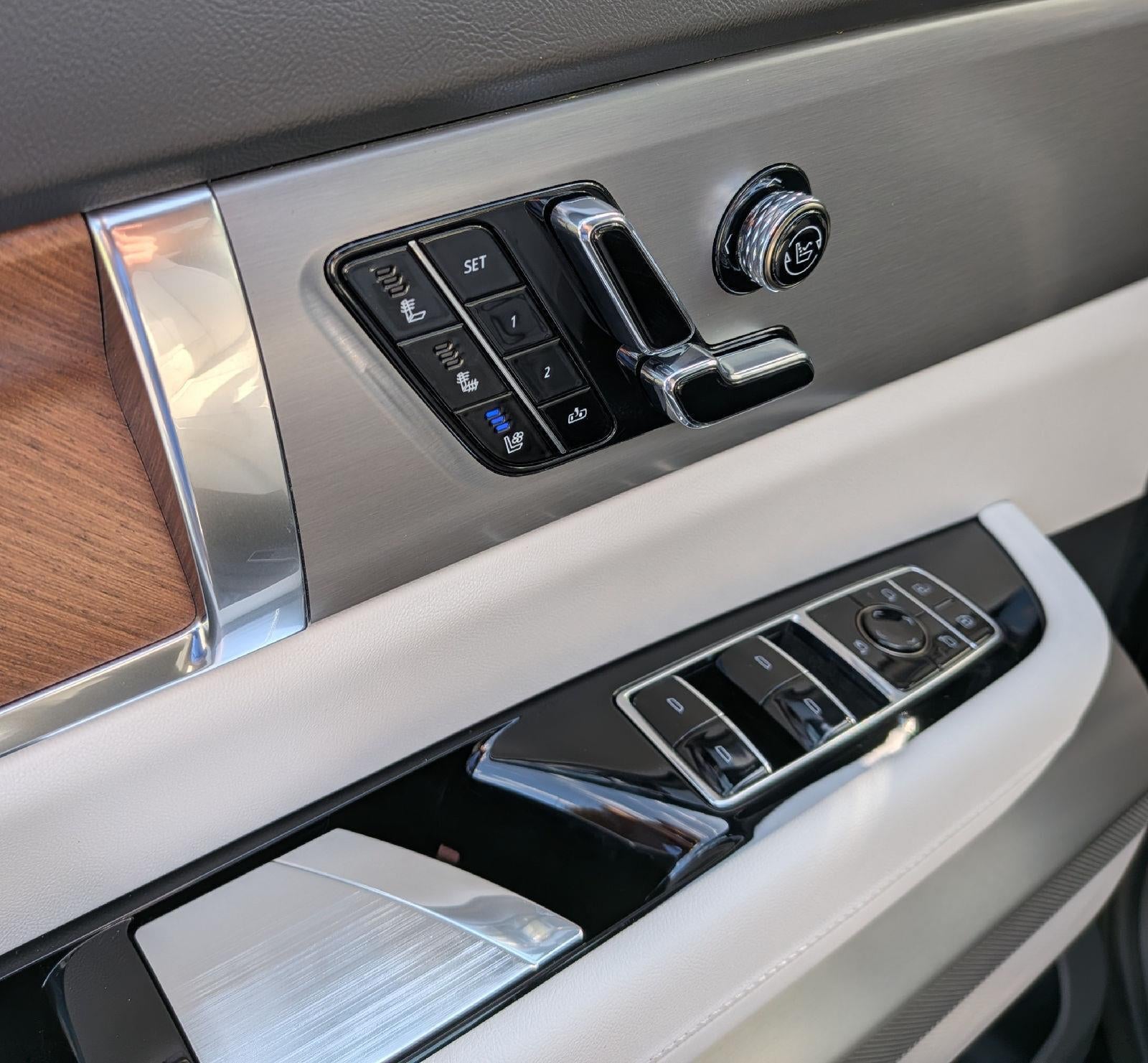 2027 Cadillac VISTIQ Sport