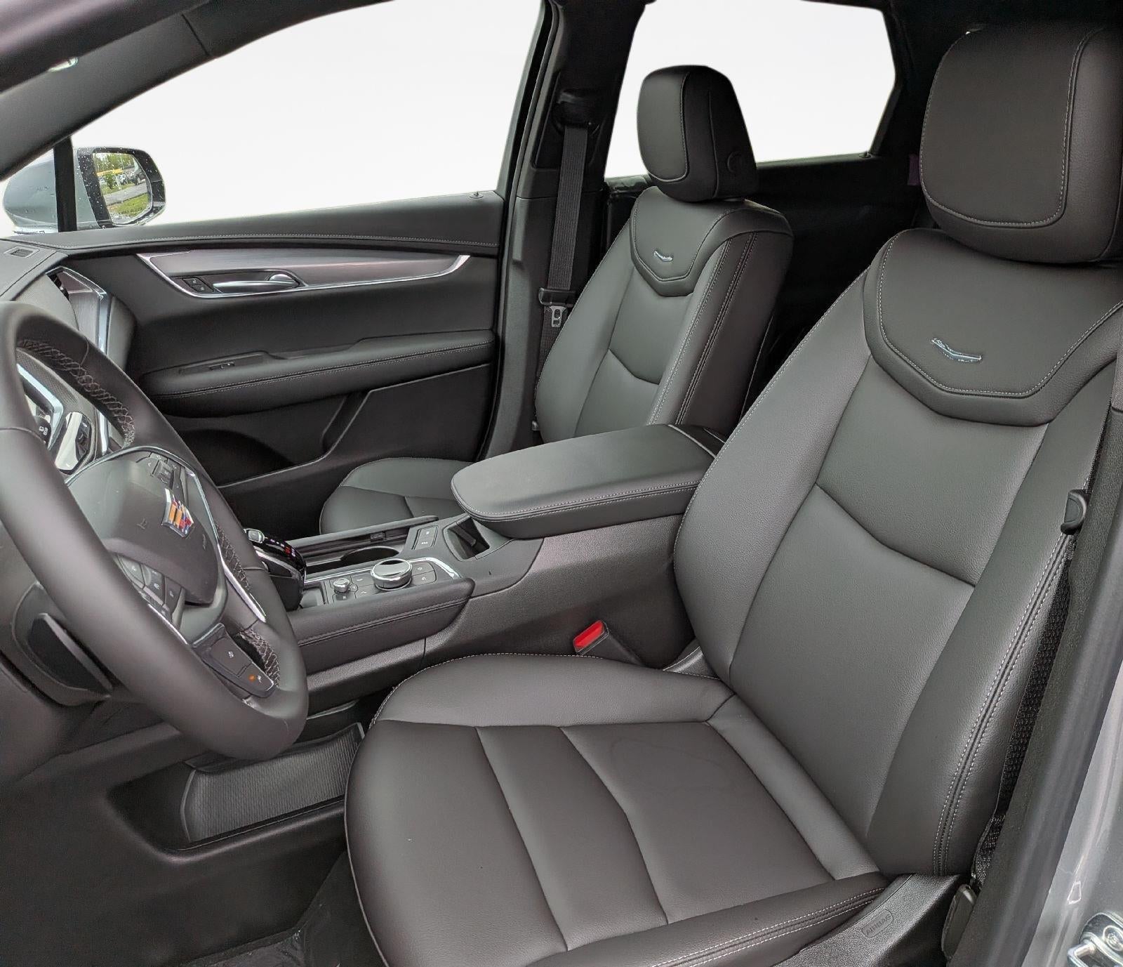 2026 Cadillac XT5 Luxury