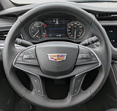 2026 Cadillac XT5 Luxury