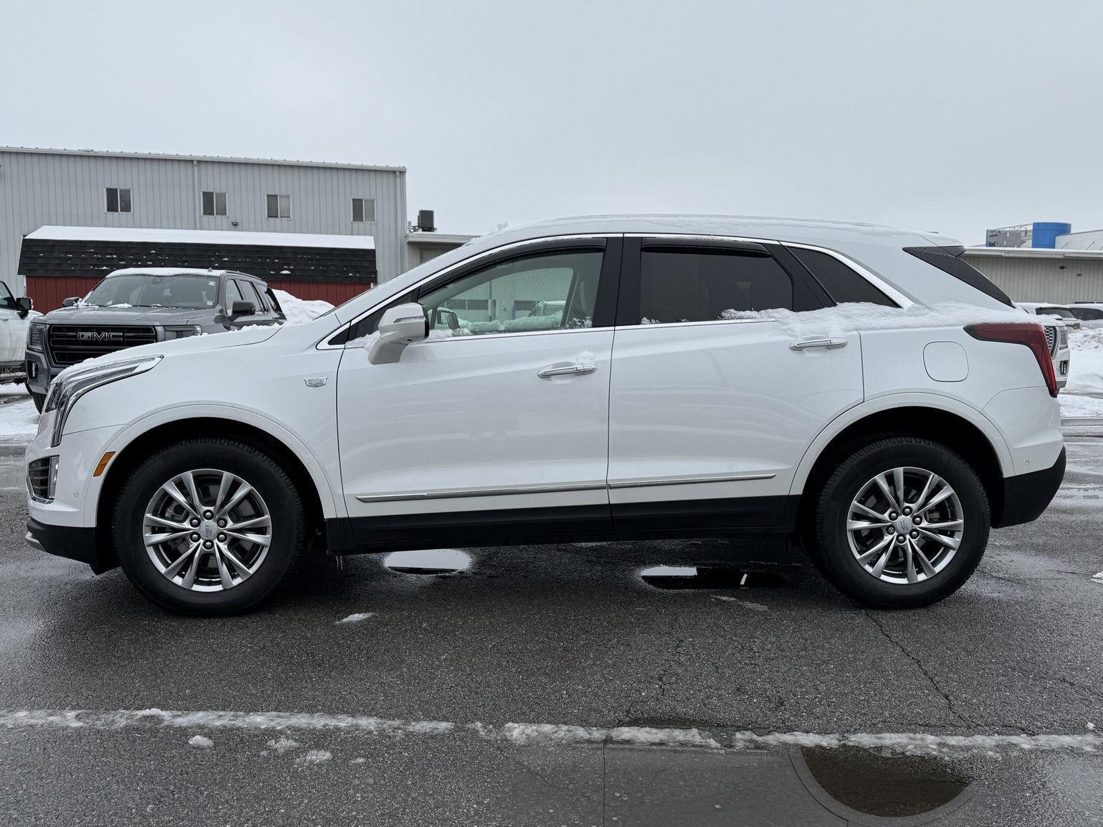 2022 Cadillac XT5 Premium Luxury