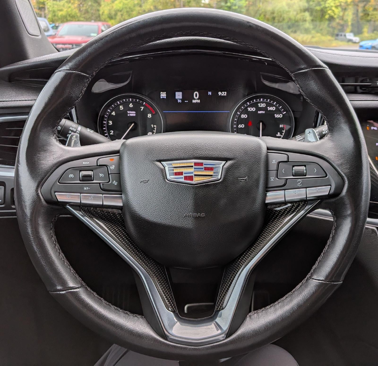 2024 Cadillac XT6 Sport