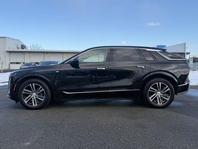 2025 Cadillac LYRIQ Luxury 1