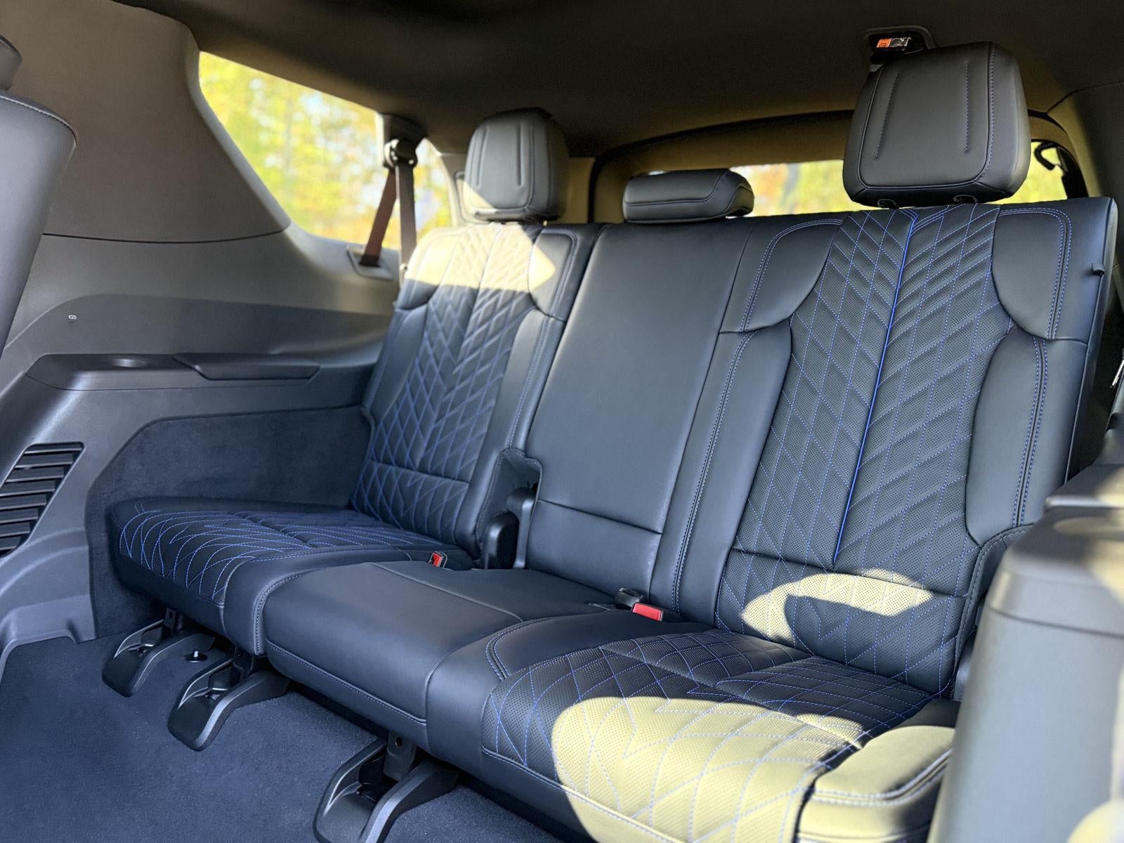 2026 Cadillac ESCALADE IQL Luxury