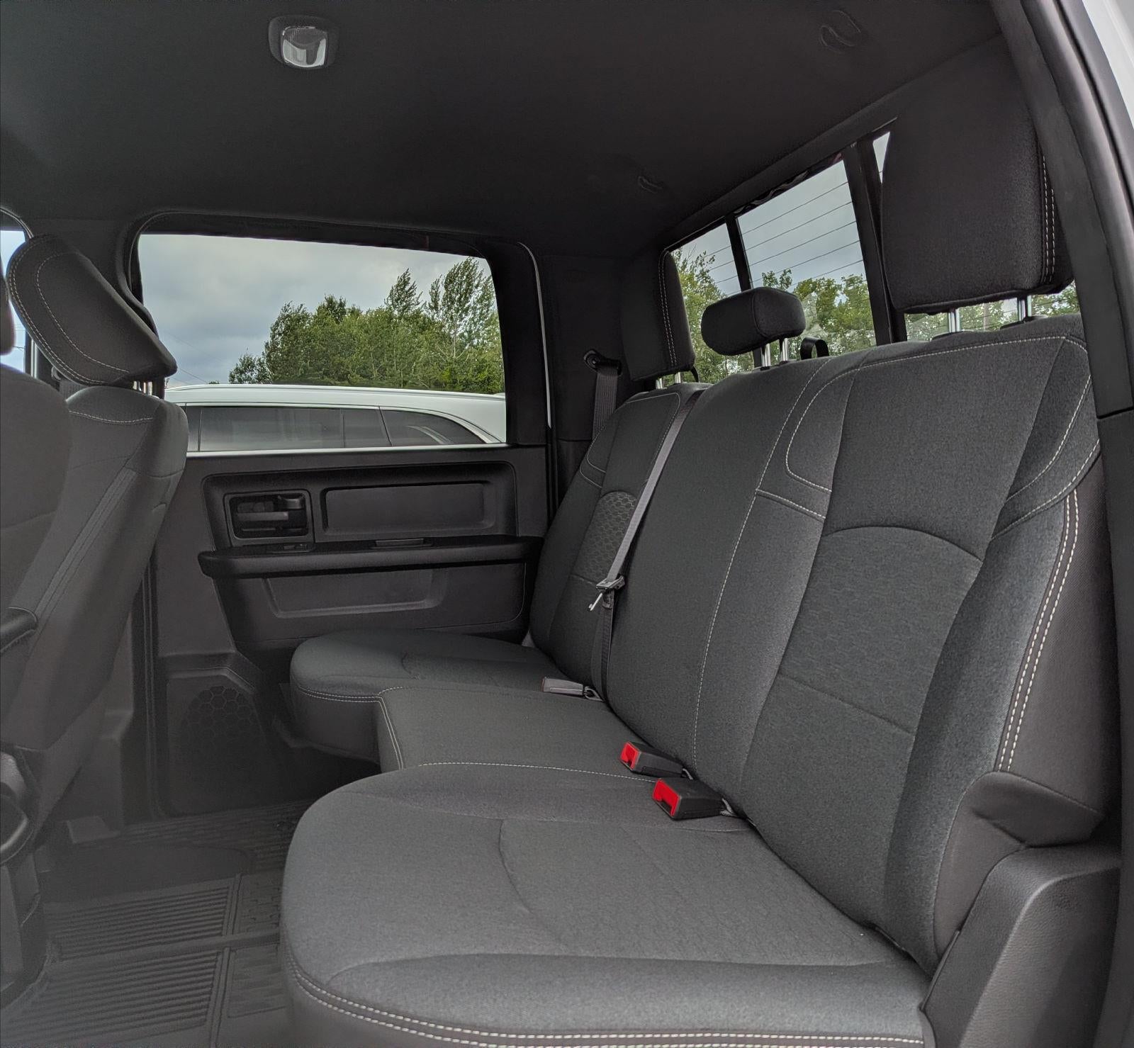 2026 RAM 3500 Tradesman Crew Cab 4x4 8' Box