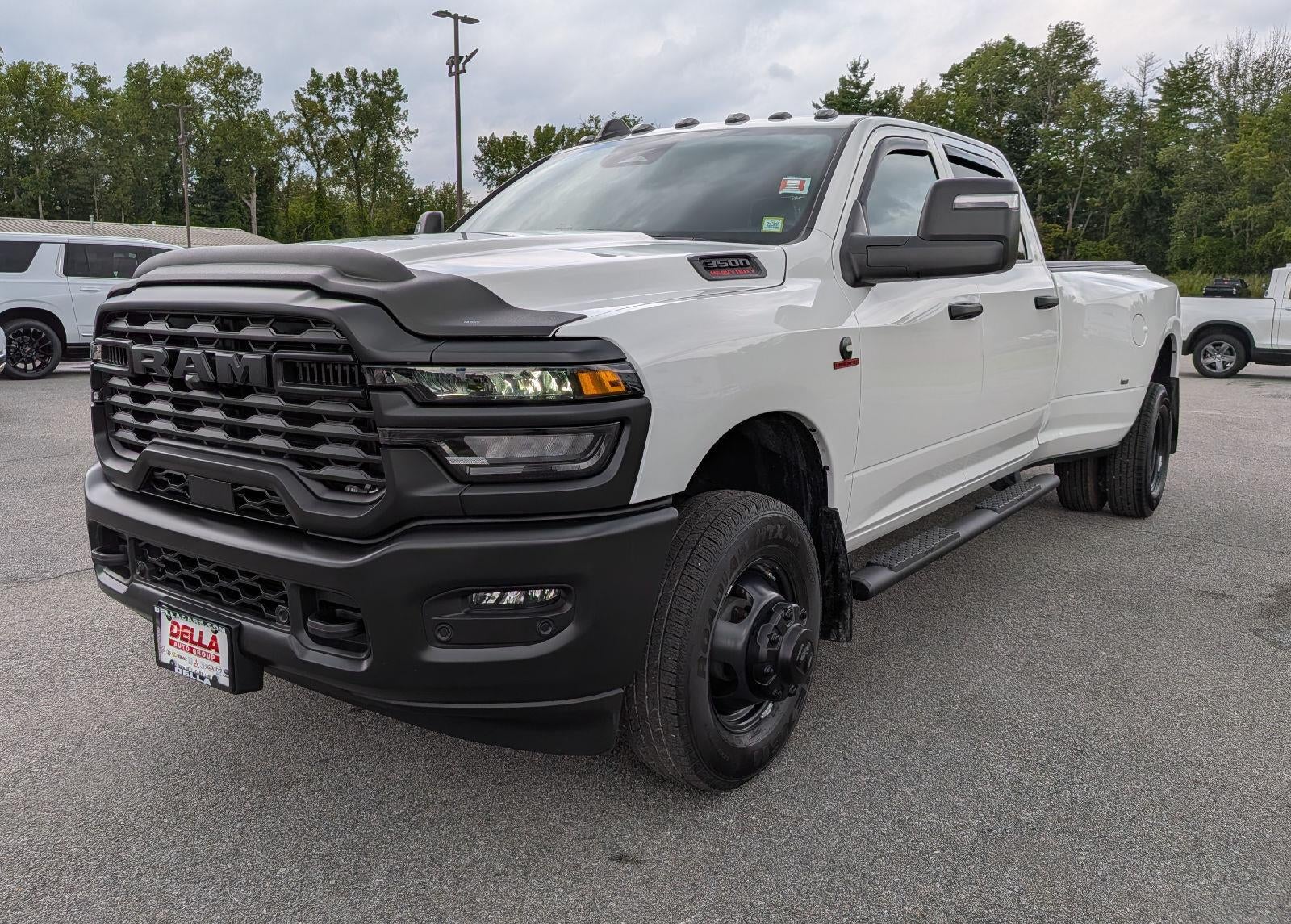 2026 RAM 3500 Tradesman Crew Cab 4x4 8' Box