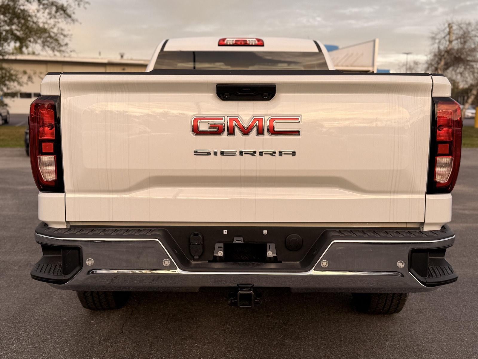 2025 GMC Sierra 1500 Pro