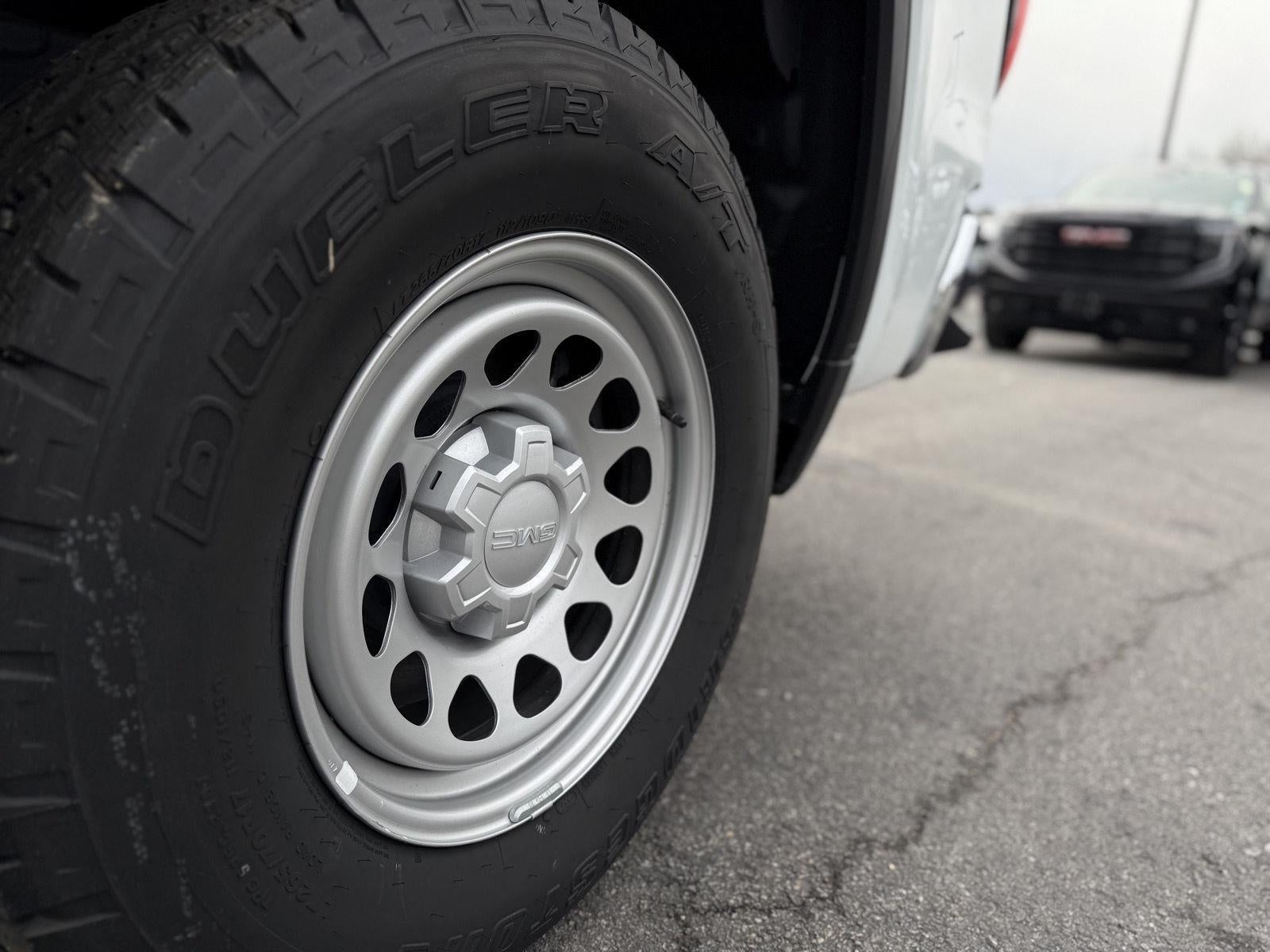 2025 GMC Sierra 1500 Pro