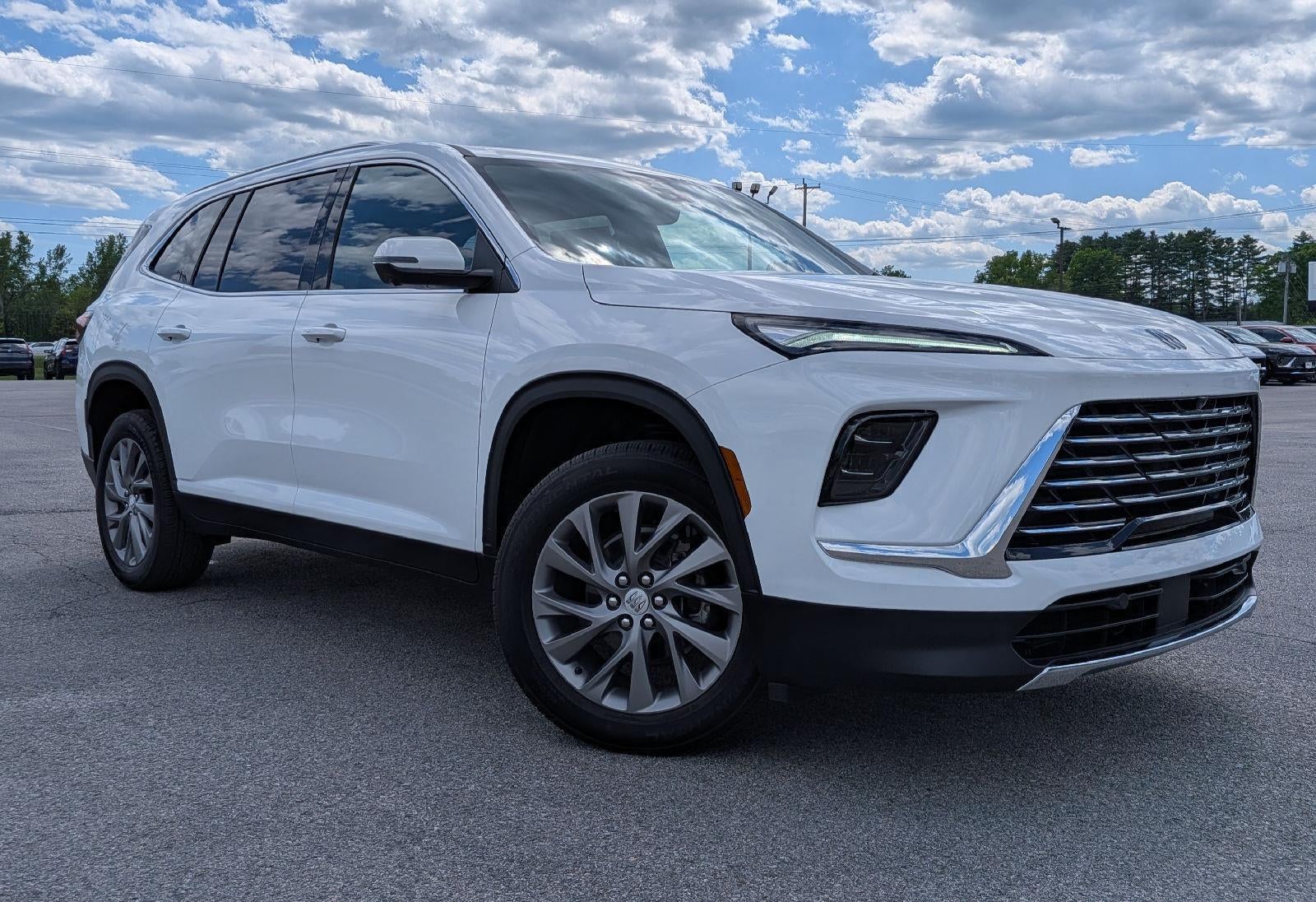 2026 Buick Enclave Preferred AWD's photo