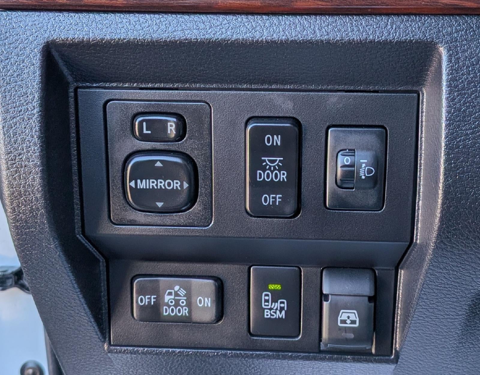 2016 Toyota Tundra Limited 5.7L V8