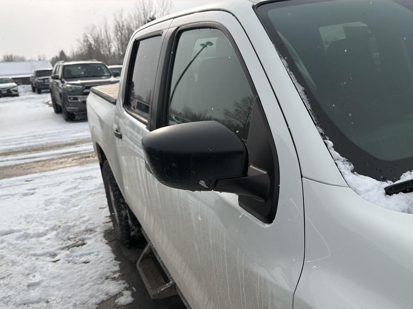 2023 Nissan Frontier S