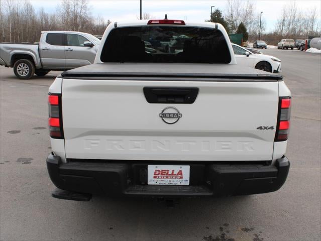 2023 Nissan Frontier S