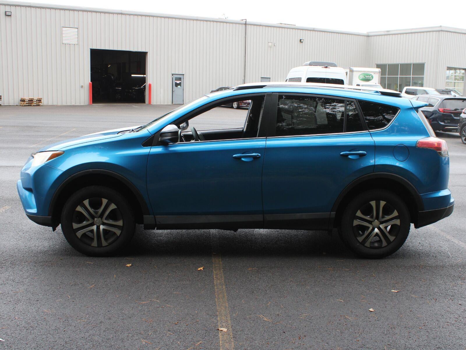 2016 Toyota RAV4 LE
