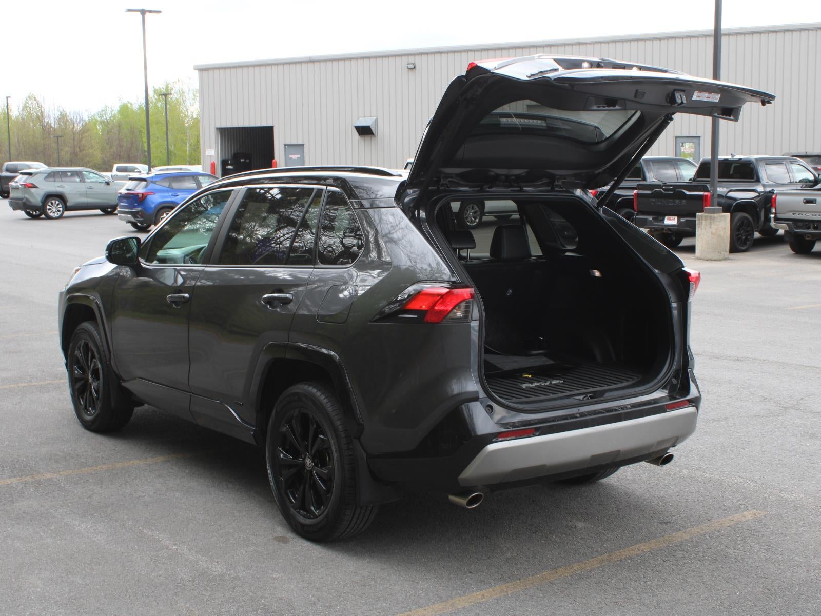 2024 Toyota RAV4 Hybrid XSE