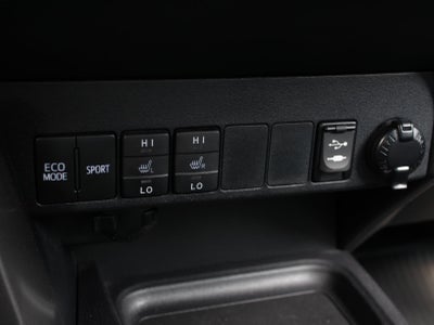 2016 Toyota RAV4 SE