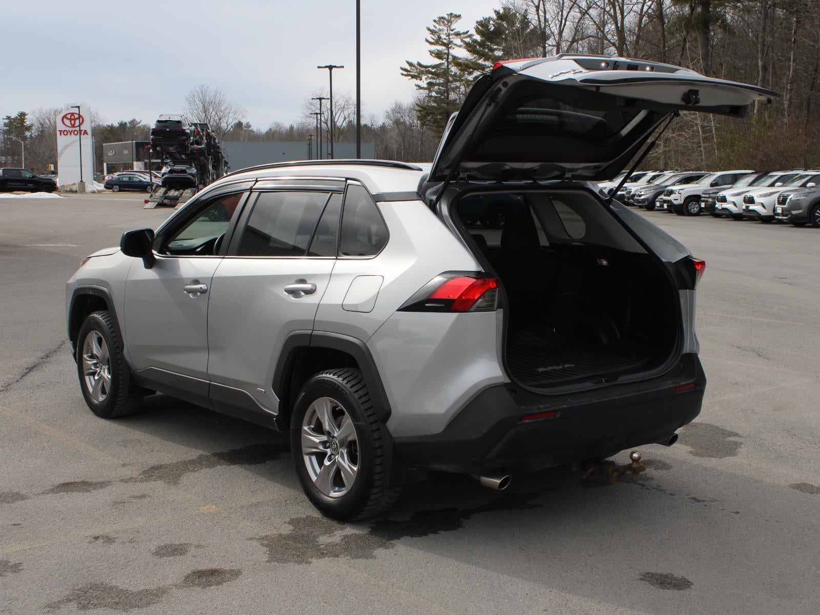 2023 Toyota RAV4 Hybrid LE