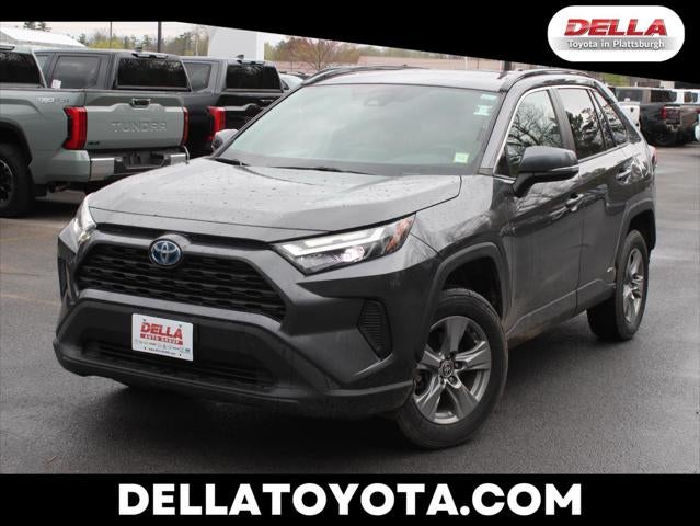 2022 Toyota RAV4 Hybrid XLE