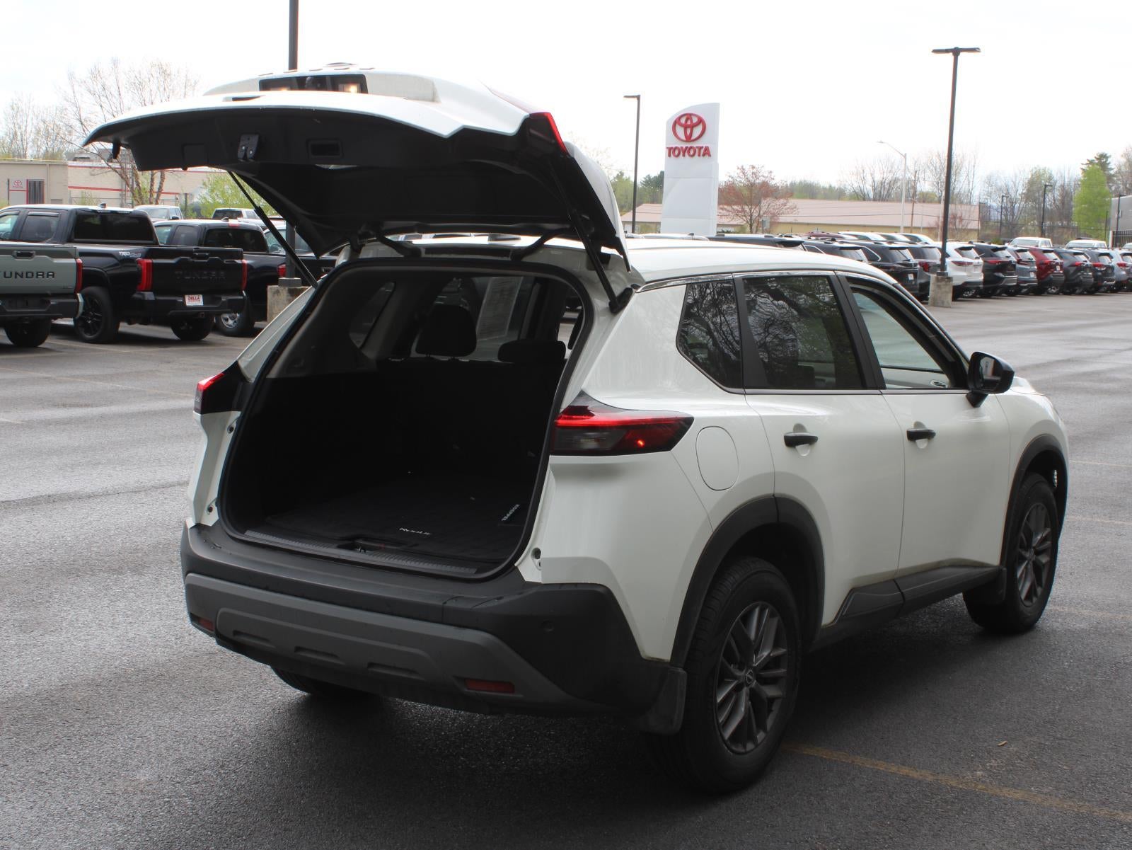 2023 Nissan Rogue S
