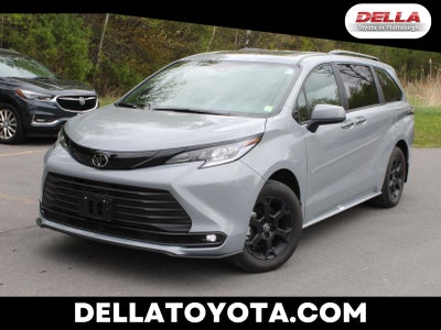 2026 Toyota Sienna Woodland Edition