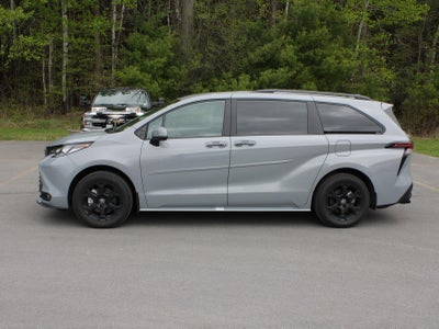 2026 Toyota Sienna Woodland Edition