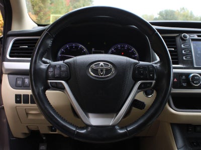 2017 Toyota Highlander XLE