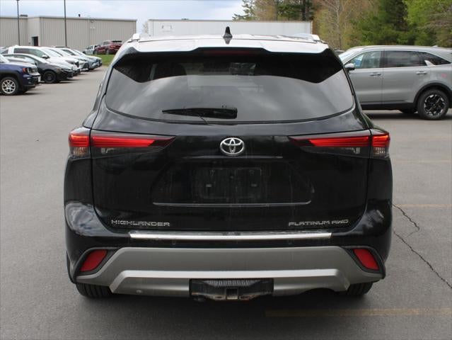 2024 Toyota Highlander Platinum