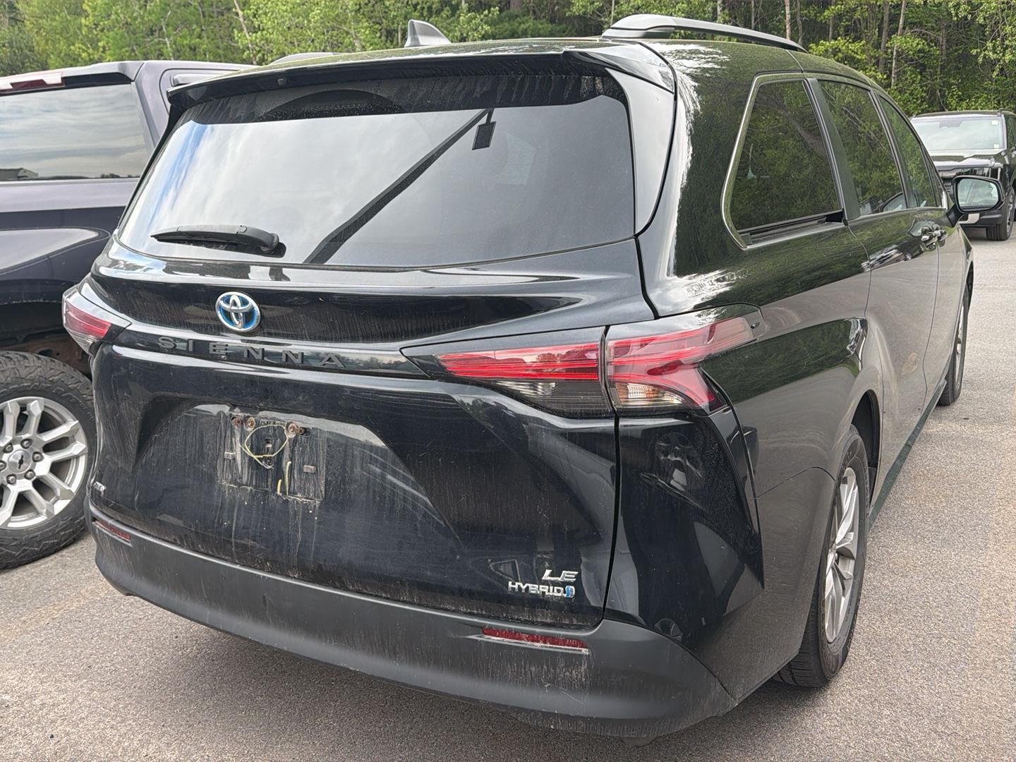 2022 Toyota Sienna LE
