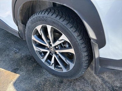 2023 Toyota Corolla Cross XLE