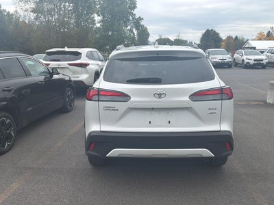 2024 Toyota Corolla Cross XLE